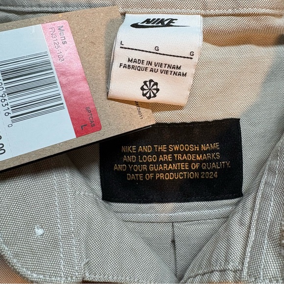 Nike Life Men's Oxford Long Sleeve Loose Button-Down Shirt Size L Workwear - Picture 5 of 9